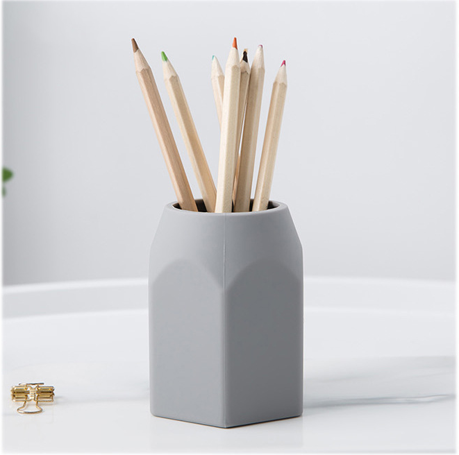 Sleek Silica: Solid Pen Holder