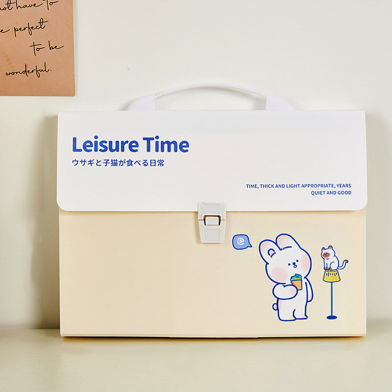 Leisure Time Series: Portable Organizer Bag